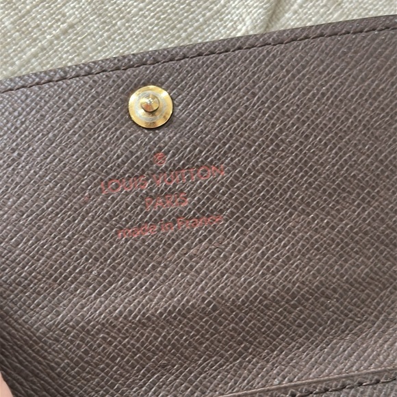 LV damier ebene 6 key holder - Picture 5 of 6